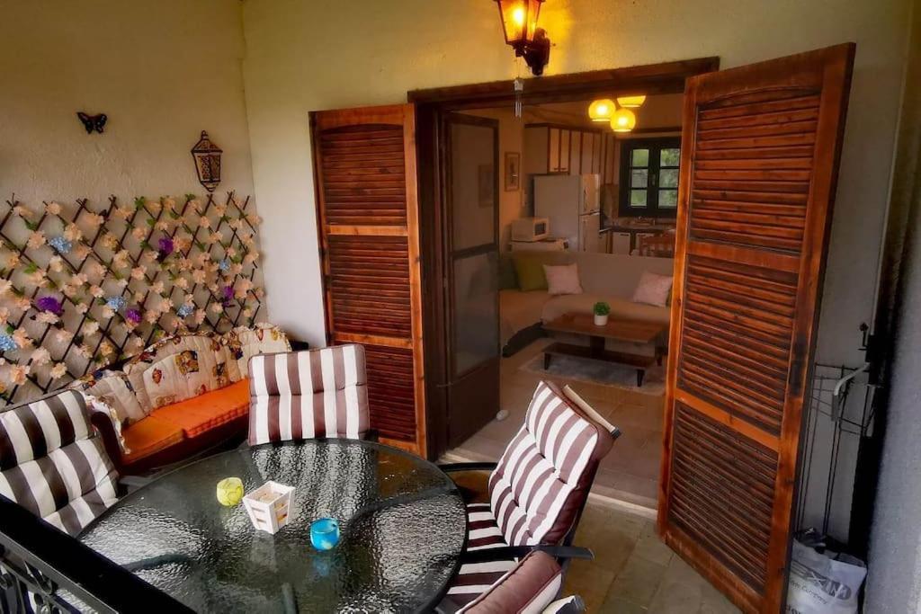 Golden Summer Apartment เนอาโฟเกีย ภายนอก รูปภาพ